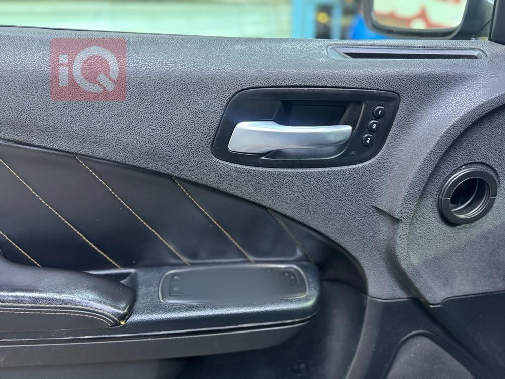 دودج تشارجر